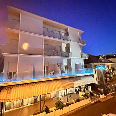 Due Gemelle Hotel Rimini Exterior photo