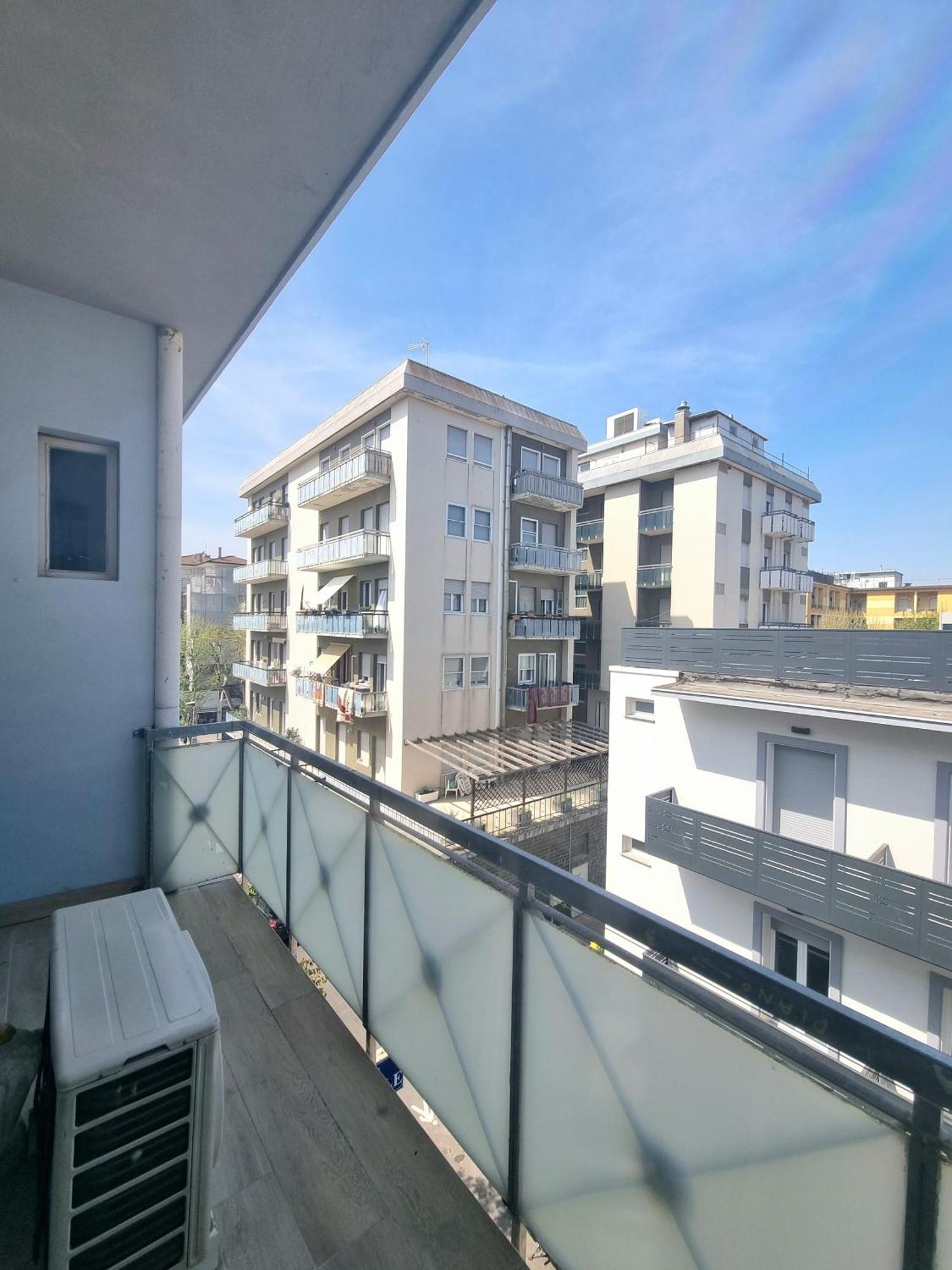 Due Gemelle Hotel Rimini Exterior photo
