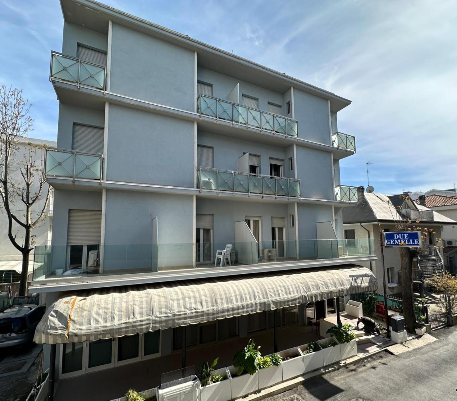 Due Gemelle Hotel Rimini Exterior photo